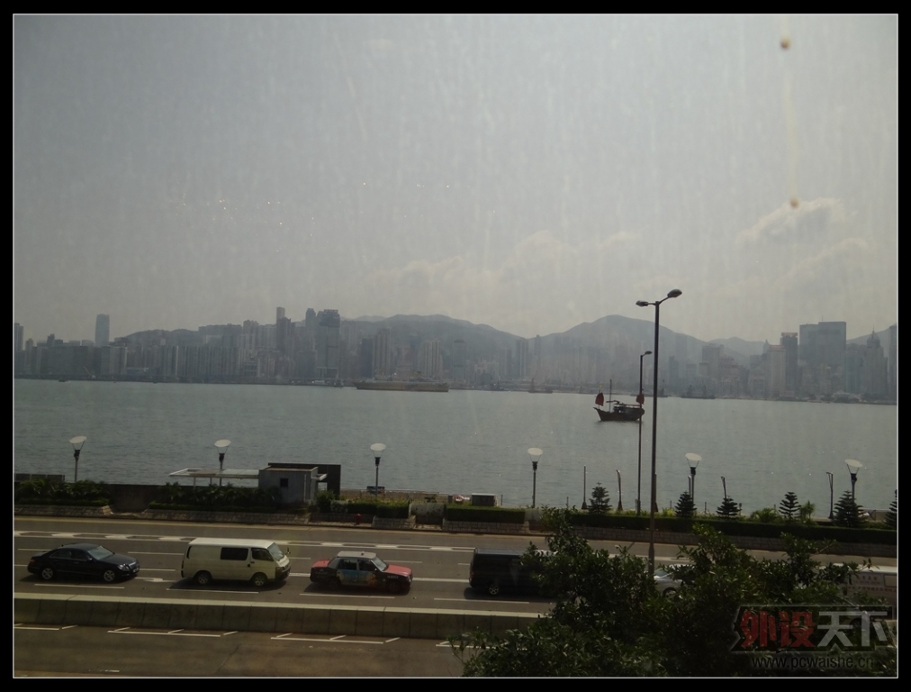 �����¹����ҡ�ֱ�����װ�2013��Ʒ������