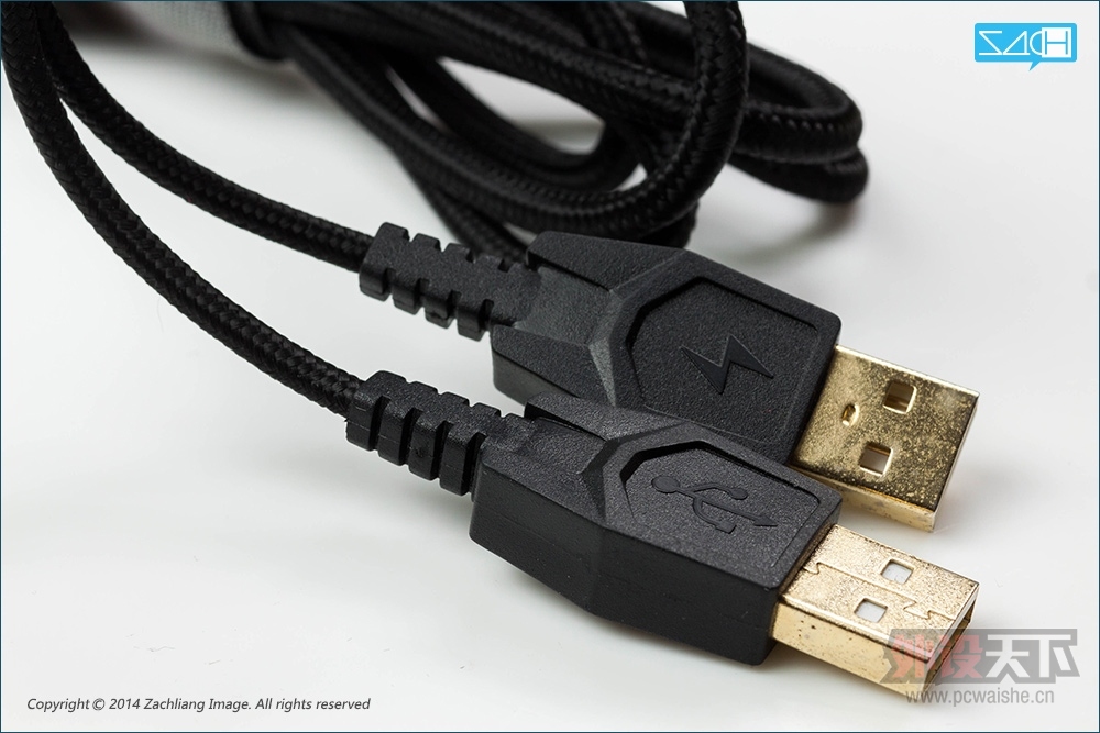 ���� GIGABYTE  Aivia Uranium�������ɢ��