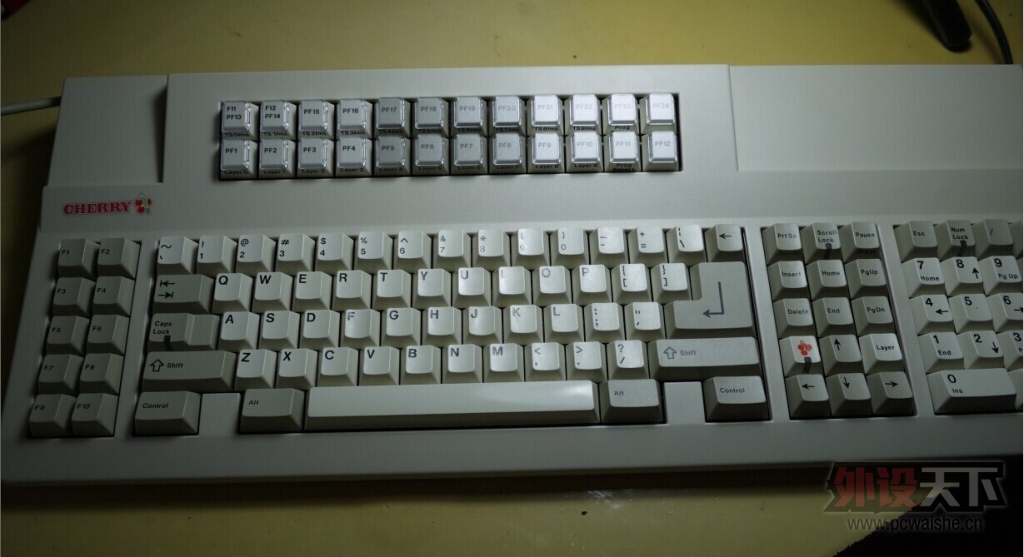 g80-2000had.jpg