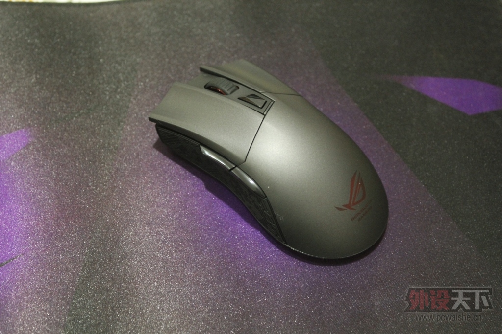 ��һ���ǵ��������߰ɣ���˶Gladius����С���ĵ�