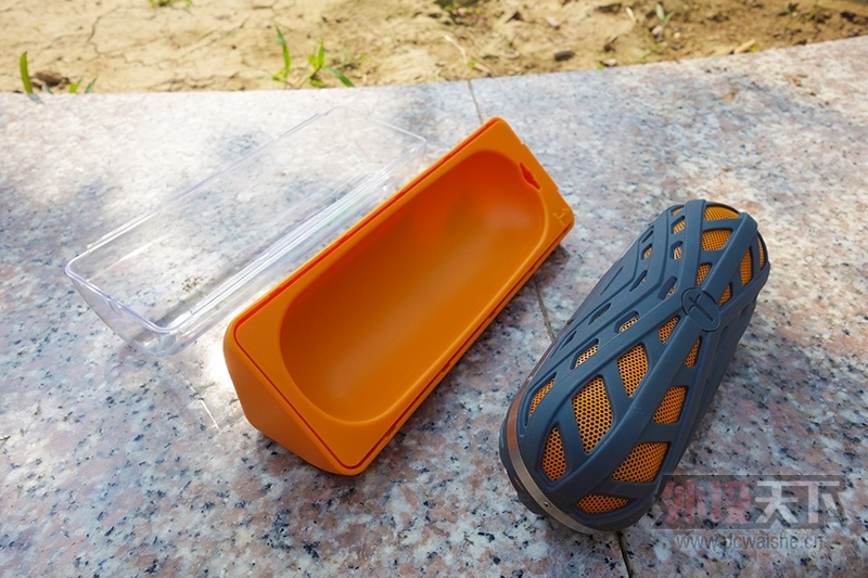 �����˶��ð��� ��������֩����M16����������������