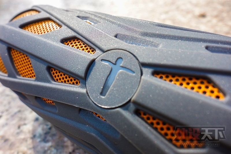 �����˶��ð��� ��������֩����M16����������������