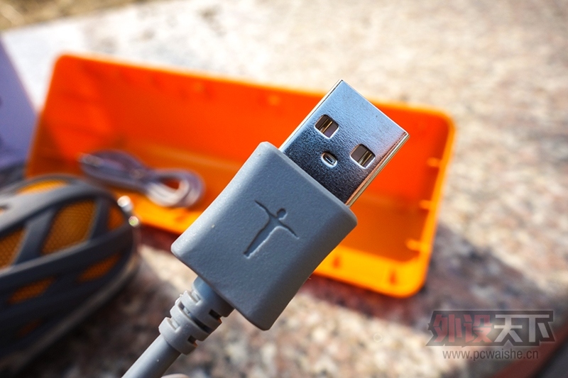 �����˶��ð��� ��������֩����M16����������������