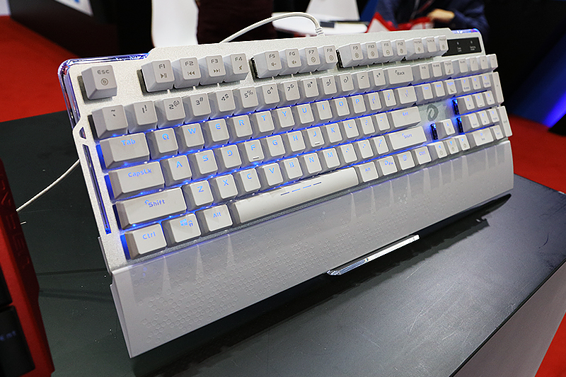 EK815水冷机械键盘